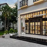 Khách Sạn và Căn Hộ Royal Phú Mỹ Hưng